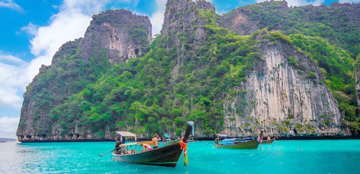 Sunset Cruise with Dinner and Live Entertainment